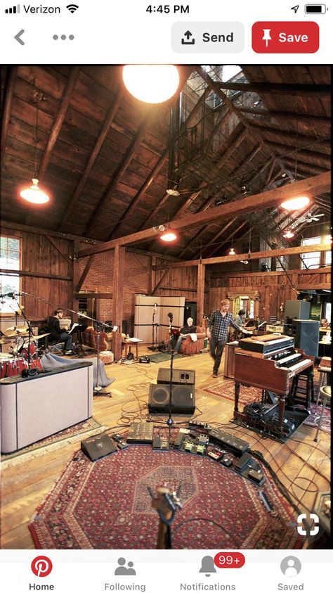 Studio Music Room, Home Music Rooms, Home Studio Ideas, Interior Ceiling Design, Studio Music, Guitar Room, Recording Studio Design, Recording Studio Home, Home Studio Setup