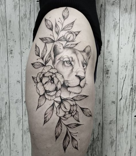 Lioness And Flowers Tattoo, Lion Tattoo With Peonies, Lioness With Flowers Tattoo, Mandala Lioness Tattoo, Floral Lioness Tattoo, Lioness Tattoo, Peonies Tattoo, Tattoo Tattoo, Shoulder Tattoo