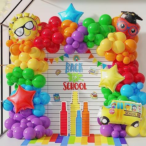 100 Days Of School Backdrop, Kinder Graduation Balloon Arch, Kindergarten Balloon Decoration, Preschool Balloon Arch, Kindergarten Party Decorations, School First Day Decoration, Back To School Balloon Arch Ideas, Teacher Balloon Arch, 1st Day Of School Balloons