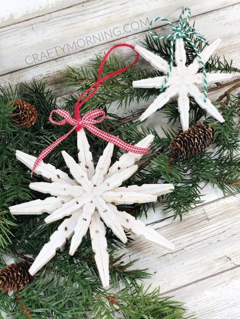 Clothespin Snowflake, Christmas Ornaments Homemade Kids, Clothes Pins Crafts, Clothespin Crafts Christmas, Clothespin Ornaments, Christmas Clothespins, Homemade Christmas Ornaments, Kids Christmas Crafts, Clothespin Crafts