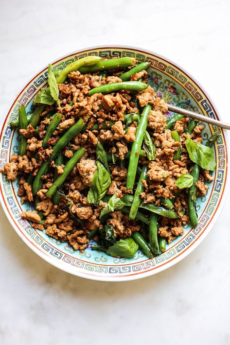 Basil Stir Fry, Turkey And Green Beans, Green Bean Stir Fry, Bean Stir Fry, The Defined Dish, Defined Dish, Whole30 Meal Prep, Simple Healthy Recipes, Cooking Green Beans