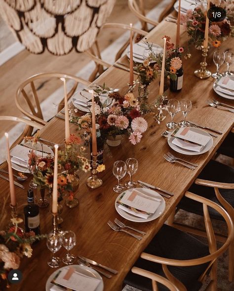 October Wedding Table, Soft And Romantic Wedding, Easy Thanksgiving Table Decor, Thanksgiving Table Decor Ideas, Fall Feast, Fall Wedding Tables, Romantic Wedding Flowers, Autumn Weddings, Thanksgiving Table Decor