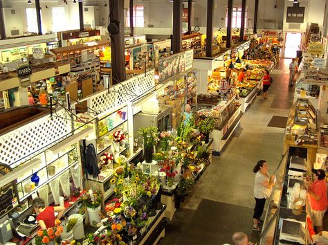 Lancaster Central Market -The country's oldest farmer's market, in the heart of Amish country Pennsylvania Towns, Lancaster Central Market, Amish Country Pennsylvania, Pennsylvania Dutch Country, Amish Life, Pennsylvania Travel, Lancaster Pennsylvania, Central Market, Lancaster County