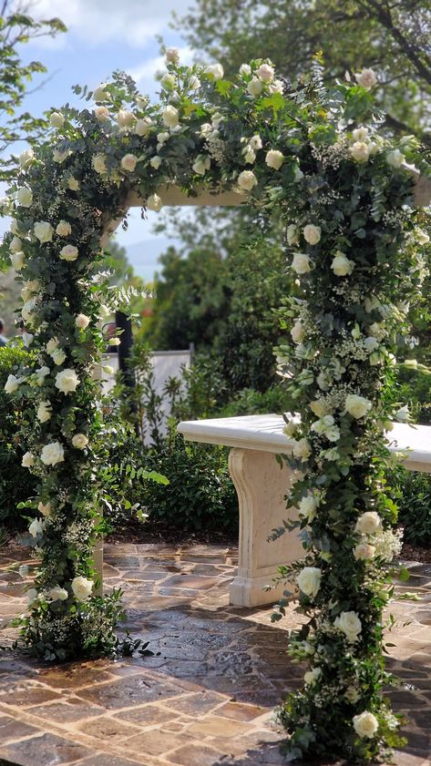 Floral Ceremony, Garden Wedding, Florist, Floral