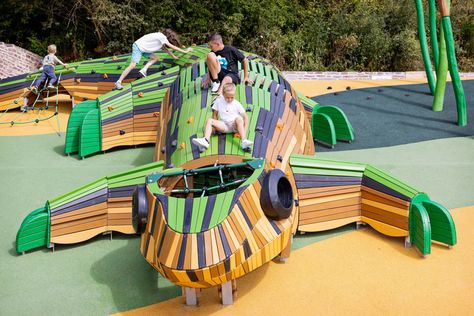 Lizard Playground at Parc de Beauregard-Quincé - KOMPAN Playground Idea, Westminster School, Cool Playgrounds, Grace Park, Types Of Play, The Lizard, Playground Design, Nature Play, Kids Area