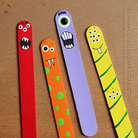 I have been making monster crafts for kids for years, like these adorable Plastic Spoon Monsters. They are probably one of my all time favorite things to create! I realized I have 20 different monster craft projects on this blog alone, and that’s not counting all the ones I’ve done prior to that. My monstersRead More » Toddlers Crafts, Monster Faces, Diy Monsters, Monster Craft, Halloween Crafts For Toddlers, Monster Crafts, Thanksgiving 2020, Bookmark Craft, Diy Projects For Kids