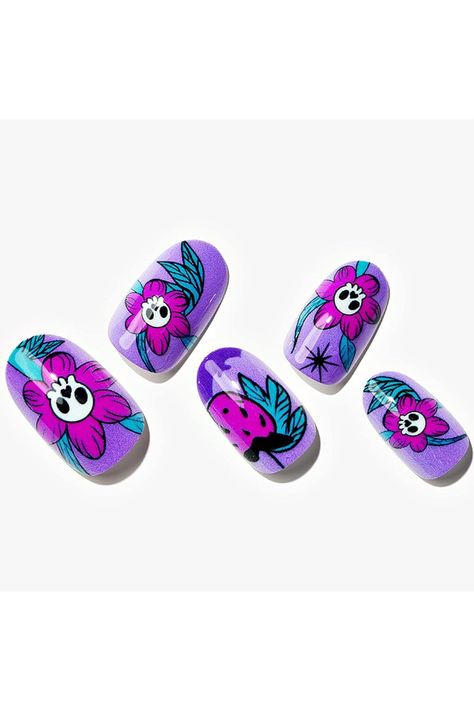 Purple Skull Flower Press on Nails Flower Press On Nails, Purple Skull, Flower Press, Skull Flower, Flower Skull, Flower Nails, Accessories Rings, Pressed Flowers, Press On Nails