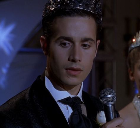 Zack Siler, She's All That Movie, Freddie Prince Junior, Freddie Prinze Jr, Mixed Guys, Freddie Prinze, 90s Men, 90s Movies, White Boys