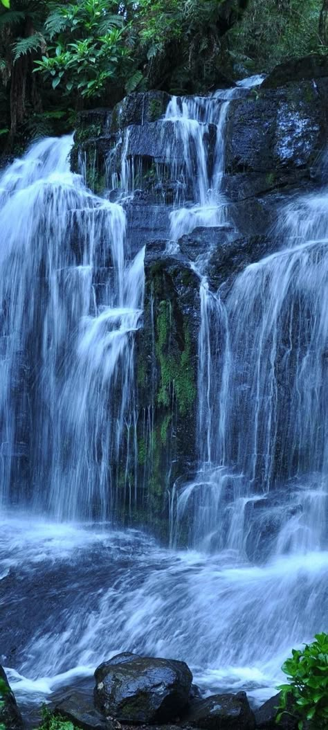 Water Fall Scenery, Pics Of Waterfalls, Water Falls Wallpaper Hd, Under Water Aesthetic Wallpaper, Water Fall Photography, Waterfall Wall Painting, Waterfall Wallpaper Aesthetic, Waterfall Photography Nature, Aesthetic Waterfall Wallpaper