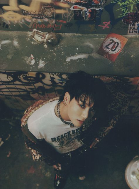 Jungkook Wallpaper, Jungkook Selca, Jeon Jungkook Photoshoot, Jungkook Aesthetic, Vogue Korea, Jungkook Cute, Jung Kook, Foto Jungkook, Foto Bts