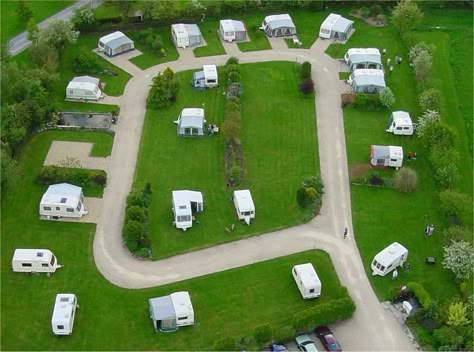 Caravan Park Design, Cabin Campground Layout, Camping Area Design Plan, Rv Park Design Plans, Campground Design, Campground Resort, Campsite Design, Large Rv, Camping Zone