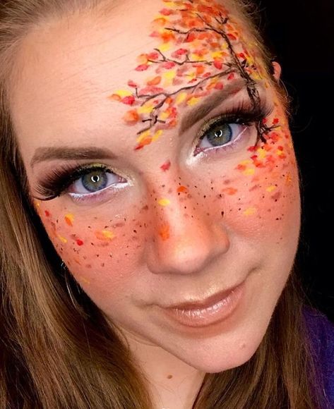 Face Painting Ideas For Fall Festival, Easy Fall Festival Face Painting Ideas, Autumn Leaf Makeup, Fall Themed Face Paint, Simple Fall Face Painting For Kids, Fall Leaves Face Paint, Fall Face Painting Ideas Simple, Face Painting Fall Festival, Simple Skull Face Paint