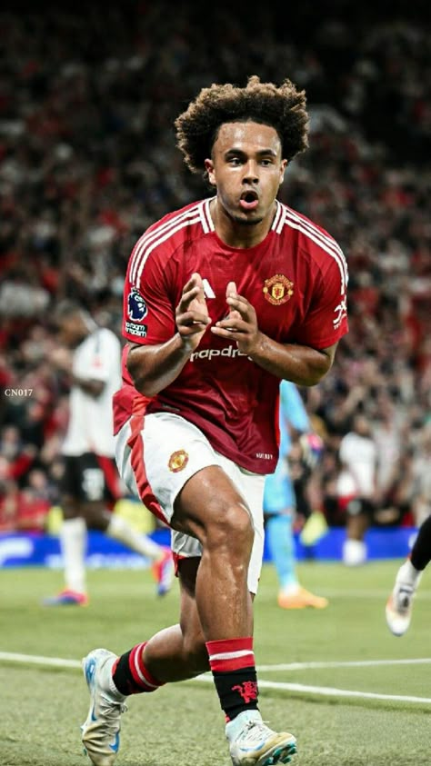 #manchesterunited #adidas #zirkzee Adidas Wallpaper, Manchester United Images, United Wallpaper, Beautiful Profile, Live Screen, Manchester United Legends, Manchester United Wallpaper, Football Players Images, Soccer Boyfriend