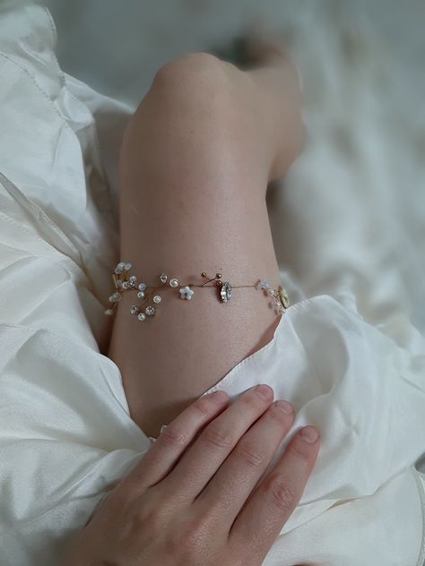 Wedding Baby Breath, Boho Wedding Garter, Baby Breath Wedding, Wedding Toss, Bride Garter, Wedding Binder, Vintage Bridal Shower, Baby Breath, Wedding Gifts For Bride