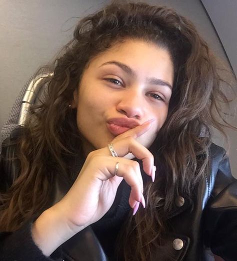 Top 15 Pictures of Zendaya Without Makeup No Makeup, Without Makeup, A Woman, Makeup, Hair, Black, Make Up