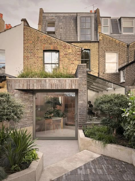 Terrace Extension, Stained Brick, Brick Extension, Reclaimed Brick, British Home, Rear Extension, House Extension, London House, Victorian House