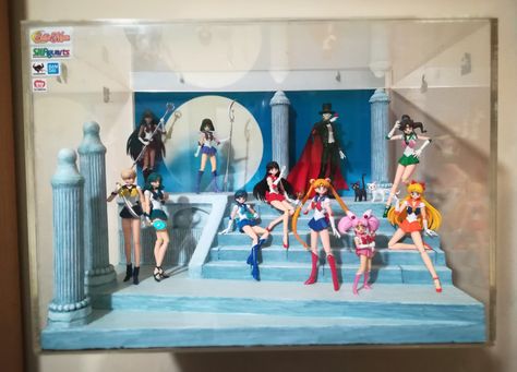 S.H.Figuarts Sailor Moon collection - Diorama natural light | MyFigureCollection.net Moon Collection, Banner Design, Natural Light, Sailor Moon, Moon, Art