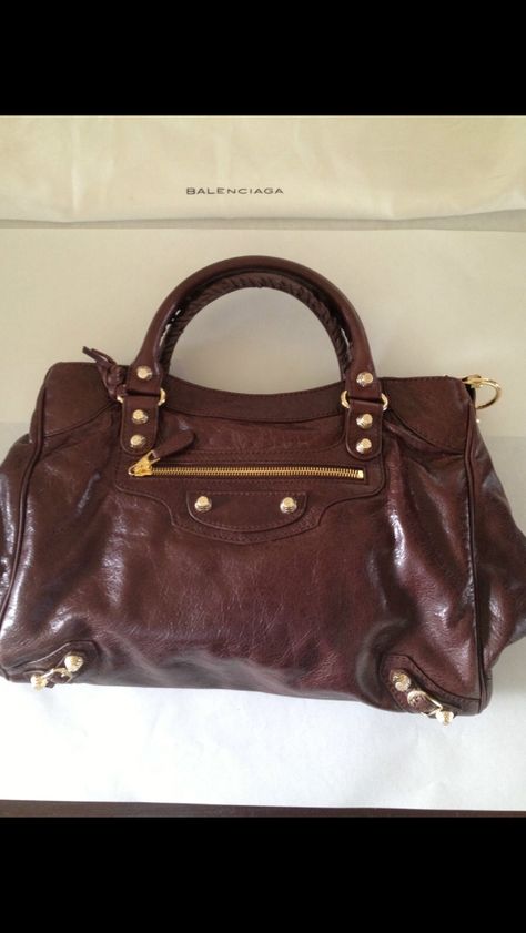 Balenciaga Velo... Come to mamma! Balenciaga Velo, City Bag, Balenciaga City Bag, Balenciaga, Handbags, Shoulder Bag, My Style