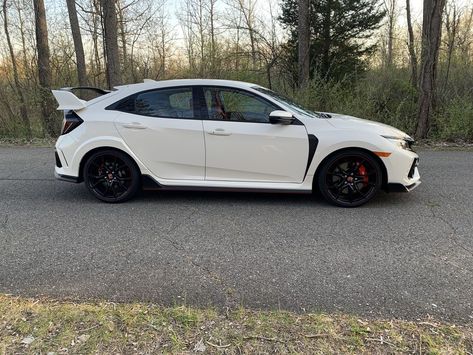 White Honda Civic, Civic Car, 20 Inch Wheels, Civic Type R, Honda Civic Type R, Hot Hatch, Honda Civic, Dream Cars, Bmw Car