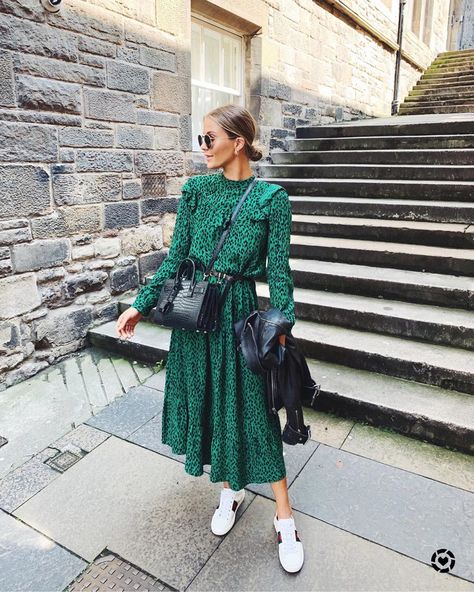 Nadia Anya, 50 Dresses, Midi Dress Outfit, Mode Inspo, Autumn Outfit, Looks Style, Mode Inspiration, Autumn Fashion Women, White Shoes