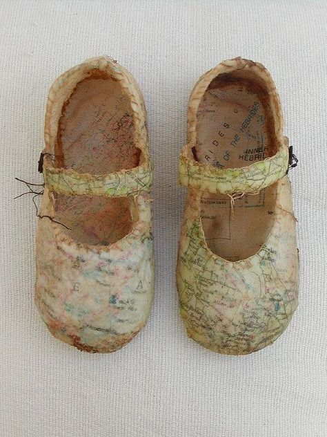 louise richardson Diy Map, Paper Shoes, Map Crafts, Encaustic Art, Assemblage Art, Shoe Art, Paper Sculpture, Mixed Media Collage, Map Art