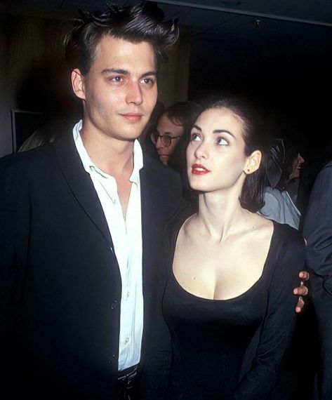 Johnny And Winona, Johnny Depp And Winona, Winona Forever, Young Johnny Depp, Johnny D, Winona Ryder, Movie Couples, Look At You, Mode Vintage