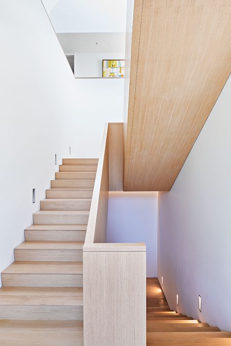 Hip Roof Design, Toronto Home, Interior Staircase, Oak Stairs, Stairs Design Modern, Active Family, Photography Advertising, Modern Stairs, Wooden Staircases