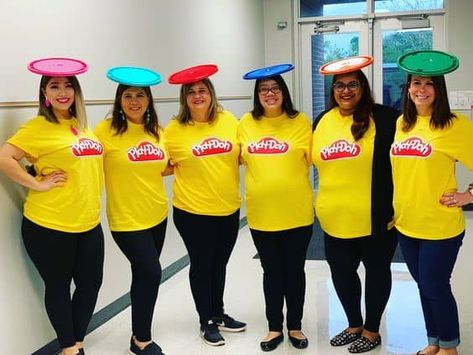 Play Doh Costume, Teacher Halloween Costumes Group, Costumes Faciles, School Halloween Costumes, Diy Group Halloween Costumes, Costumes For Work, Halloween Costumes For Work, Teacher Halloween Costumes, Teacher Costumes