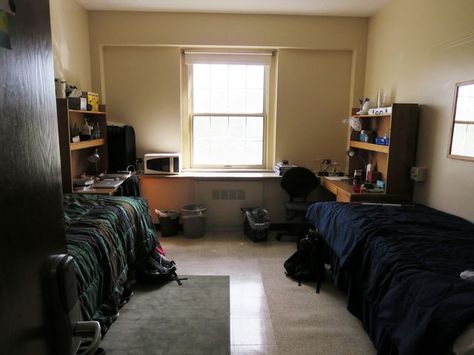 Small Room Setup, University Rooms, Boys Dorm Room, Cool Dorm Rooms, Dorm Room Designs, Girls Dorm Room, Pinterest Room Decor, Room Goals, College Dorm Rooms