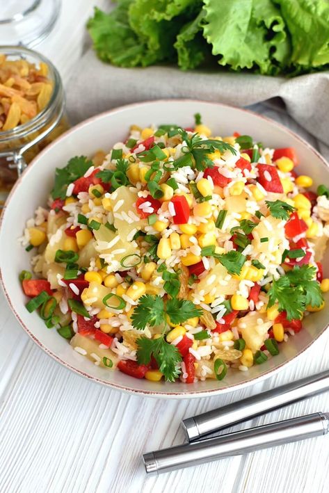 Cold Rice Salad Recipes, Rice Recipes For Lunch, Rice Salad Cold, Cold Salad Recipes, Rice Salad Recipes, Mexican Rice Recipes, Mexican Salads, Easy Rice, Vegan Rice