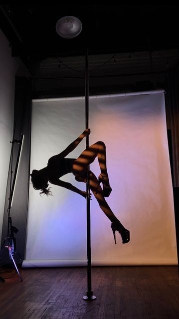 DIANA | Pole Artist on Instagram: "simple & pretty intermediate spin combo! 🩷 bts from shoot w @georgedimitrovphoto 📸" Pole Photography Poses, Easy Pole Photoshoot Poses, Pole Dance Photoshoot Ideas, Pole Photoshoot Ideas, Pole Picture Poses, Easy Pole Poses Photo Shoots, Beginner Pole Photoshoot Poses, Pole Photoshoot Poses Simple, Pole Dance Poses Photo Shoots