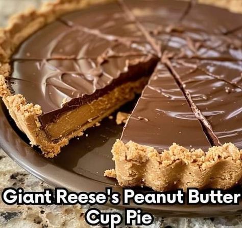 Giant Reese’s Peanut Butter Pie, Giant Reese's Peanut Butter Cup Pie, Giant Reese’s Peanut Butter Cup Pie, Peanut Butter Cup Pie Recipe, Peanut Butter Cup Pie, Cup Pie, Best Freeze Dried Food, Reese's Peanut Butter Cup, Dessert Pie Recipes