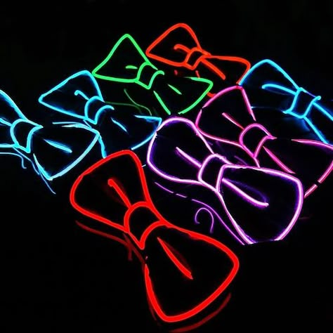 Glow In The Dark Accessories, Neon 90s Party, Black Light Wedding, Neon Disco Party, Neon Pool Party, Neon Pool Parties, Glow Costume, Glow Theme Party, Neon Disco