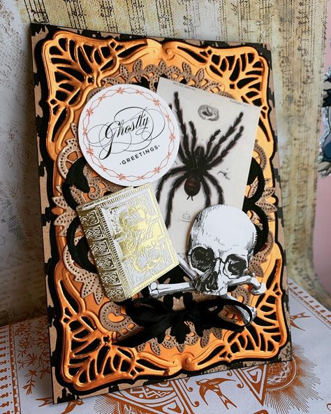 Anna Griffin Halloween Cards Ideas, Anna Griffin Halloween Cards, Anna Griffin Halloween, Vintage Halloween Cards, Crafters Companion Cards, Halloween Cards Handmade, 2024 Halloween, Halloween Scrapbook, Anna Griffin Cards