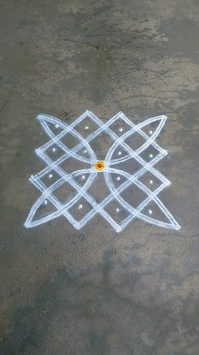 Easy Kolam, Very Easy Rangoli Designs, Kolam Rangoli, Easy Rangoli Designs, Easy Rangoli, Simple Rangoli, Rangoli Designs, Quick Saves, Design