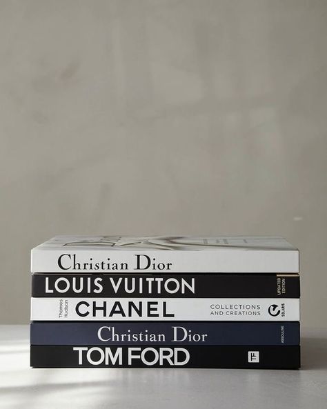 Tom Ford Book, Luxury Books, Book With Blank Pages, Coffee Table Books Decor, Chanel Book, Decorative Books, Table Books, Room Inspiration Bedroom, Coffee Table Books