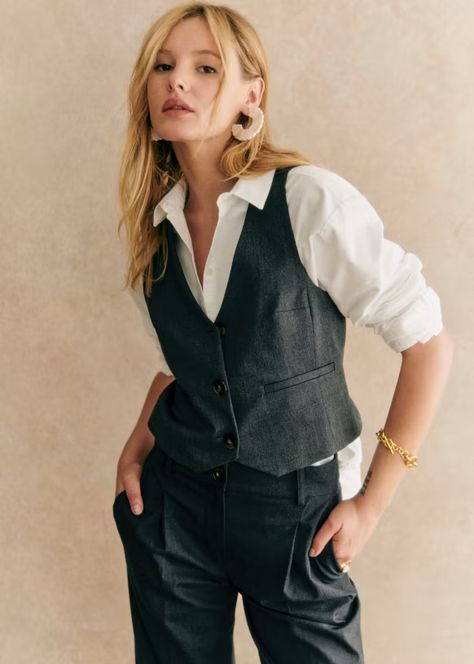 Womens Suit Vest Outfit, Waistcoat Outfit Women, Suit Vest Outfits, Womens Suit Vest, Waistcoat Outfit, Vest Outfits For Women, Lifestyle Dresses, Waistcoat Woman, Fest Outfits