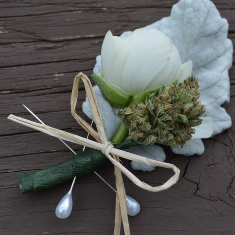 Devils Lettuce, Valentine Bouquet, Hippie Wedding, Future Wedding Plans, Future Wife, Dreamy Wedding, Wedding Planning Tips, Themed Wedding, Wedding Themes