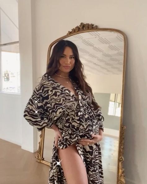 Jessi Malay, Bump Style, Maternity Style, Maternity Fashion, Post On Instagram, Bump, Nice Dresses, It Cast, Canning