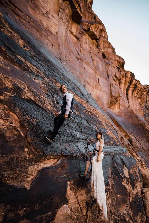 A wedding of off-road locations, campsite celebrations, and rock climbing adventures, this adventure wedding in Moab is one for the ages. Moab Rock Climbing, Rock Climbing Elopement, Ghost Shoot, Rock Climbing Wedding, Climbing Wedding, Climbing Photography, Underwater Portrait, Elopement Planning, How To Elope