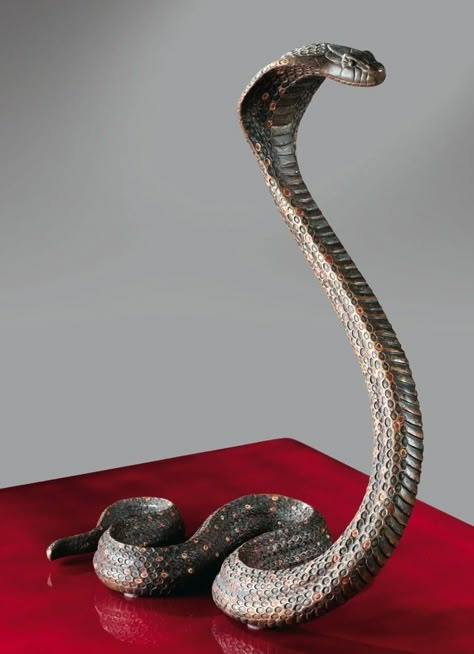 Jean Dunand, Snake Sculpture, Easy Clay Sculptures, Ceramic Sculpture Figurative, Snake Art, Sculpture Metal, Pottery Sculpture, Metal Art Projects, Welding Art