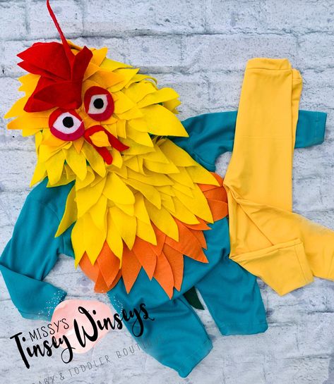 This item is a hooded long sleeve shorts romper with multi colored felt pieces sewn onto it to make the actual look of Hei Hei. The hood is attached to the romper and it has soft yellow pants are intended to be work underneath. Hei Hei Costume, Chicken Costume, Chicken Costumes, Halloween Week, Fur Tree, Monster Costumes, Lion Costume, Baby Coming Home Outfit, Green Fur