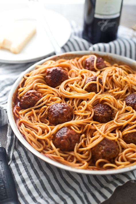 Six Ingredient Spaghetti and Meatballs - Cooking for Keeps Spaghetti Aesthetic, Asda Recipes, Spaghetti And Meatballs, Spaghetti Squash, Food Obsession, Food Cravings, Meatloaf, Aesthetic Food, Ingredients Recipes