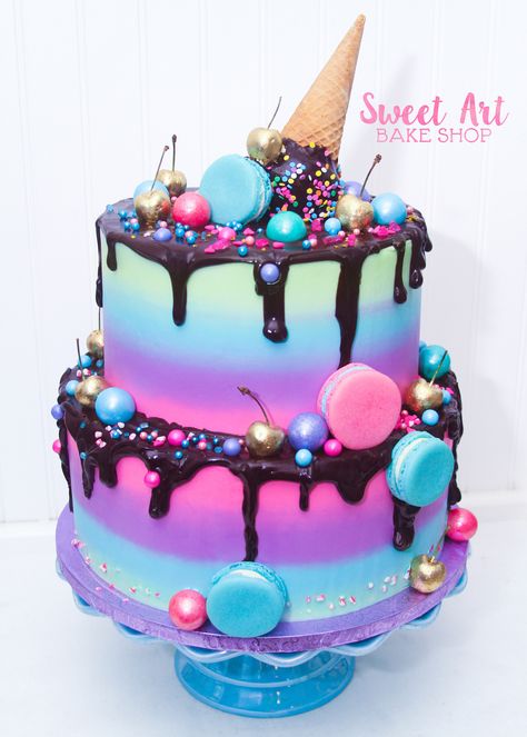 Tort Special, Resipi Kek, Candy Birthday Cakes, Candy Cakes, Creative Birthday Cakes, Beautiful Birthday Cakes, Cake Decorating Designs, Drip Cake, Crazy Cakes