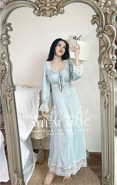 Fantasy Pajamas, Fancy Nightgown, Women Nightwear Dresses, Night Wear Dress, Fashion Models Men, Pajama Fashion, Sleepwear Fashion, House Clothes, Trendy Dress Outfits