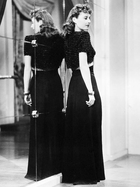 Twitter Edith Head Gowns, The Lady Eve, Edith Head, Robert Taylor, Hollywood Costume, Fritz Lang, Barbara Stanwyck, 20th Century Fashion, Classic Movie Stars