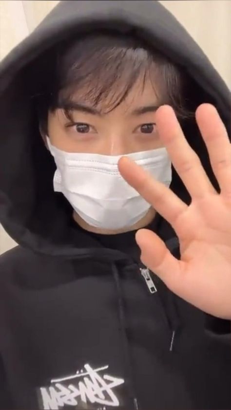 Cha Eun Woo Selfie Video, Cha Eun Woo Video Call, Video Cha Eun Woo, Cha Eun Woo Selfie, Lee Min Ho Video, Korea Boyfriend, Medicine Pic Snapchat, Lee Min Ho Pics, Lee Min Ho Images