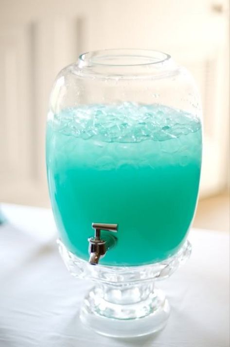 Teal Punch Recipe, Teal Punch, Uv Blue Drinks, Bridal Shower Punch, Blue Raspberry Lemonade, Blue Punch, Tiffany Bridal Shower, Baby Shower Drinks, Beach Bridal Showers