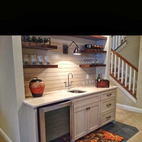 Love the open shelving design in this #home wet bar. Great design! Basement Kitchen Design, Wet Bar Basement, Basement Wet Bar, Basement Kitchenette, Basement Gym, Basement Bar Designs, Basement Inspiration, Basement Kitchen, Casa Country