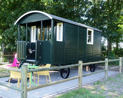 Maine Cabin, Hall Tiles, Shepherds Huts, Forest Cottage, Magic House, Shepherds Hut, Garden Sheds, Tiny House Living, Garden Shed